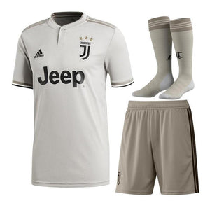 Juventus Away Football Kit 2018/19