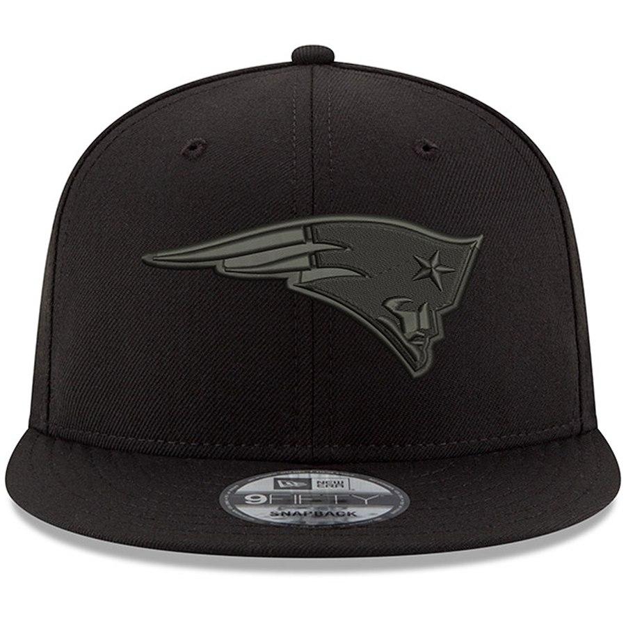 New Era New England Patriots Black Black On Black 9FIFTY Adjustable Hat