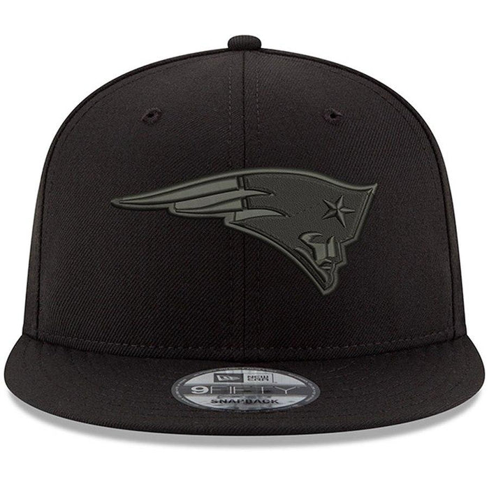 New Era New England Patriots Black Black On Black 9FIFTY Adjustable Hat