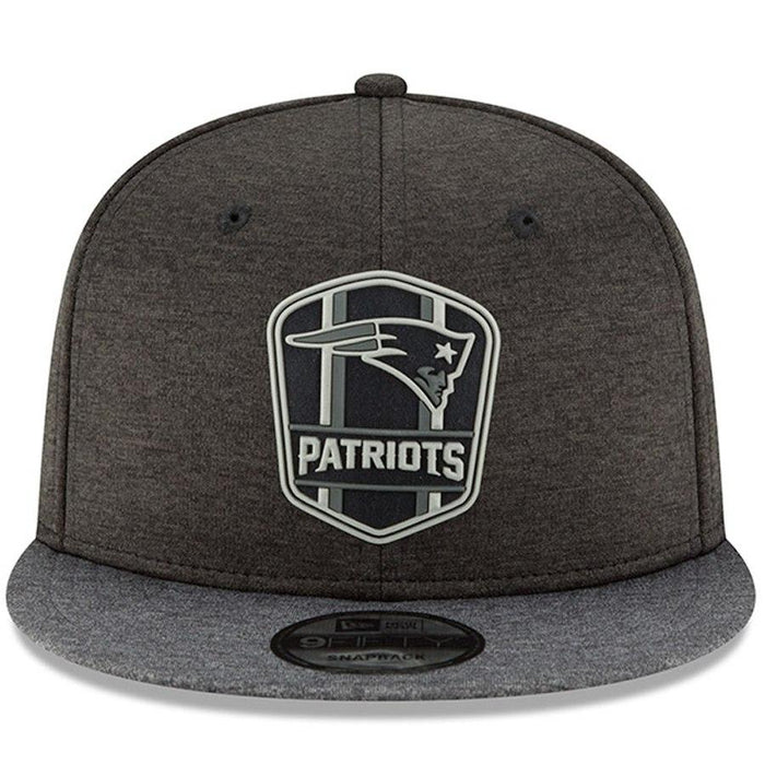 New Era New England Patriots Heather Black/Heather Charcoal 2018 NFL Sideline Road Black 9FIFTY Snapback Adjustable Hat